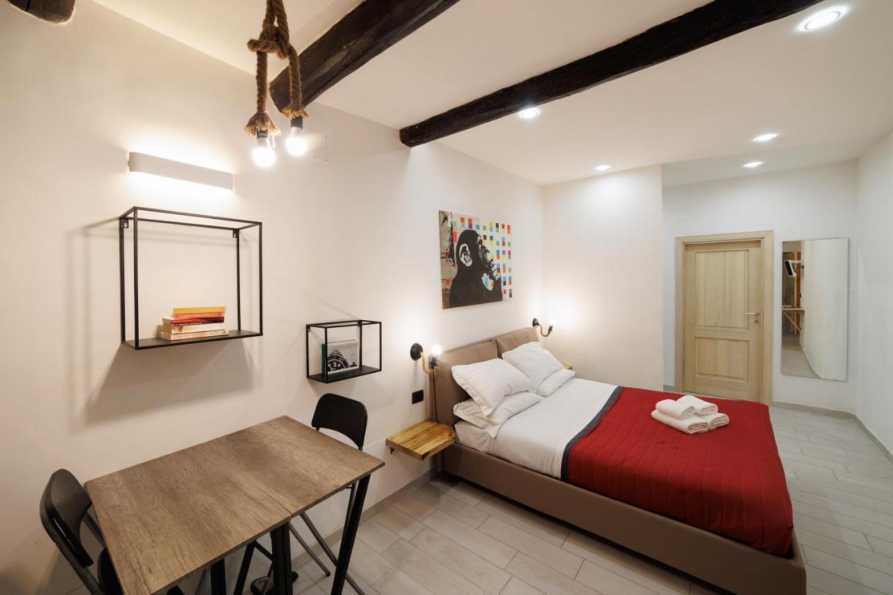 Legno Suite By Houseinnaples Nápoles Exterior foto