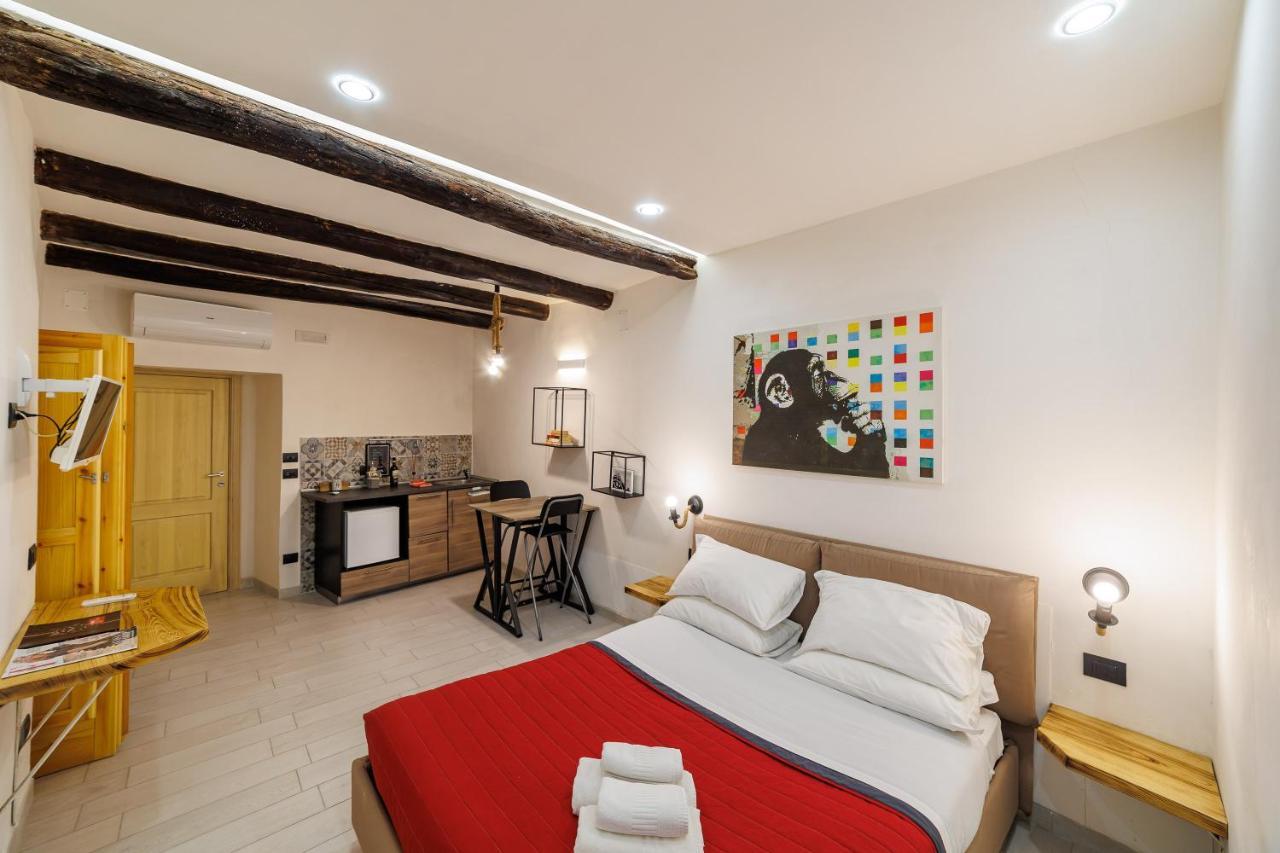 Legno Suite By Houseinnaples Nápoles Exterior foto